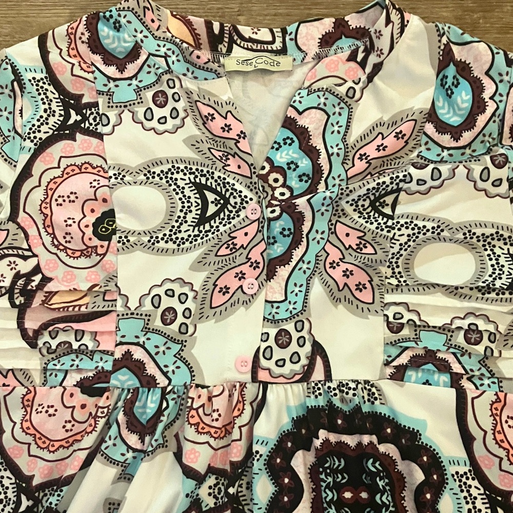 Colorful Patterned Long Sleeve Top - Picture 3 of 10